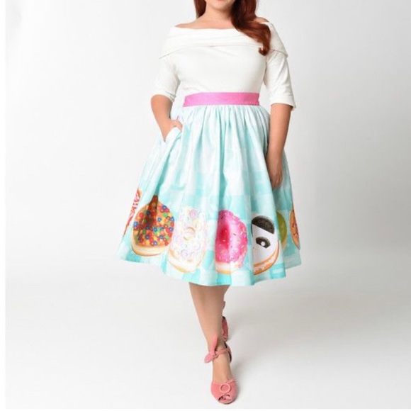 Unique Vintage Donut Swing Skirt XS - Picture 8 of 8